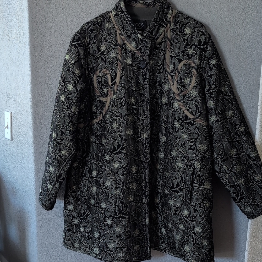 Koos vintage style elegant Black and floral Women's Jacket